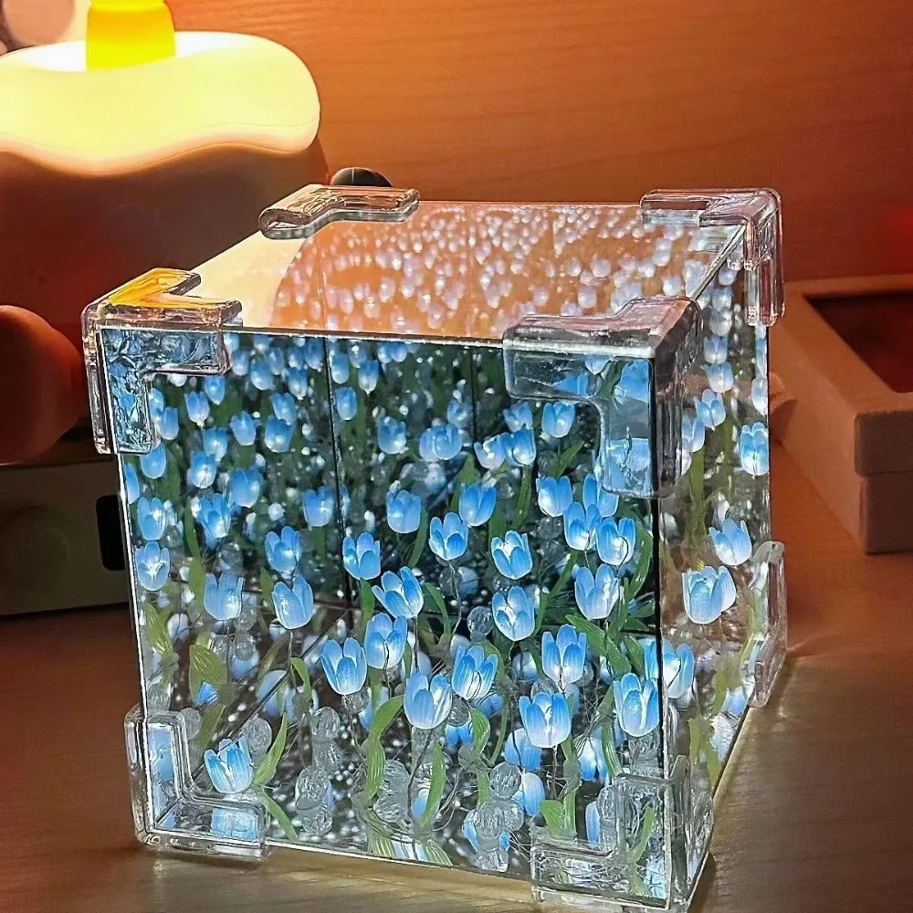 Elegant Flower Cube Lamp